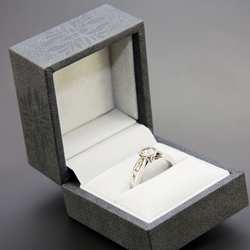 경희궁지 숭정문 납도리 활용 반지