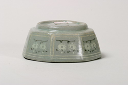 청자상감국화문팔각접시(17784)