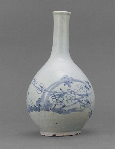 청화백자 매화문 병(57699)