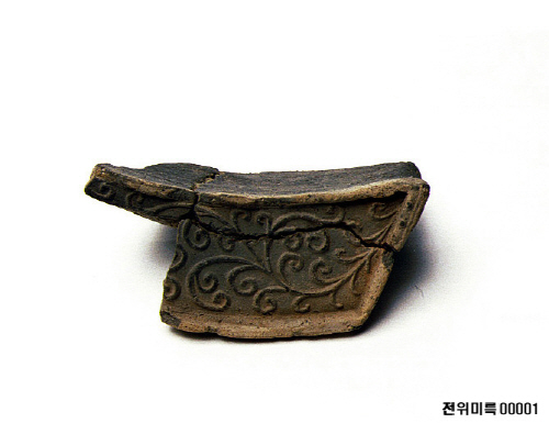 덩굴문암막새(61276)