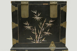 나전칠기경대(115427)