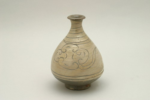 분청사기운문병(1446)