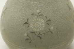 청자상감국화무늬병(16560)