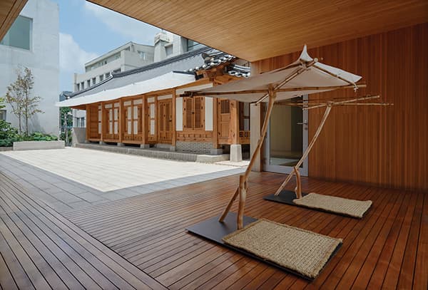 2017 아름지기 기획전시 해를 가리다展 Shade from the Sun