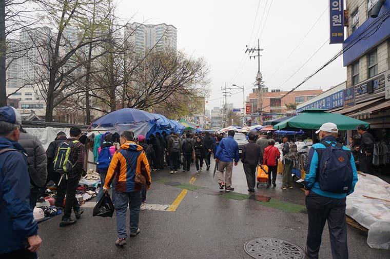 동묘 구제시장 입구 ⓒ 문화포털 기자단 김훈기