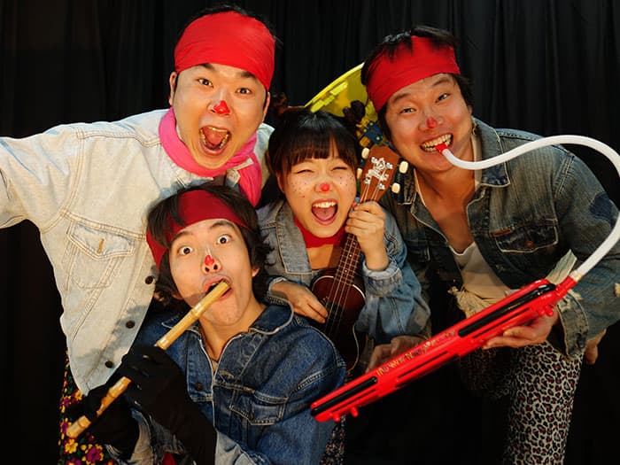 Mkjh042002_10.jpg