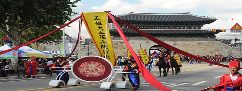 정조 대왕 납시오! 창경궁에서 화성행궁까지 220년만의 능행차 <제 53회 수원화성문화제>